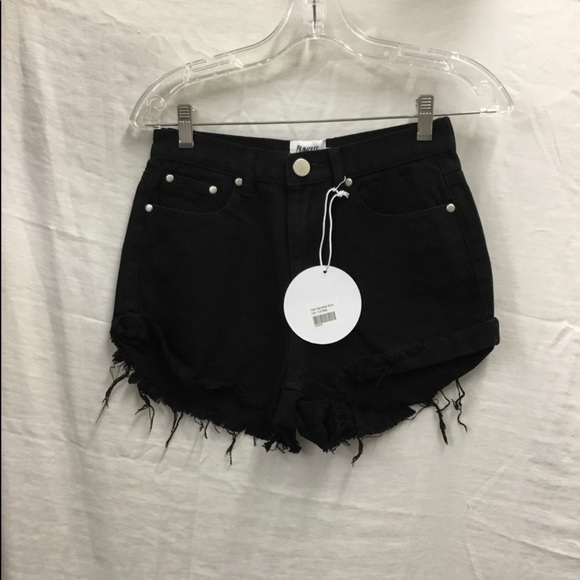 Princess Polly Eddie High-waisted Black Shorts - Picture 2 of 3